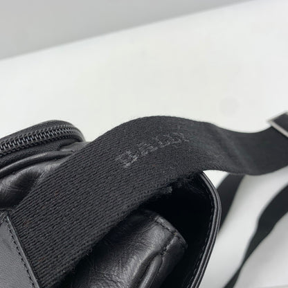 【現状渡し品】【メンズ】 BALLY バリー LEATHER SHOULDER BAG レザーショルダーバッグ カバン トートバッグ 188-261014-ko-23-teih カラー：ブラック 万代Net店