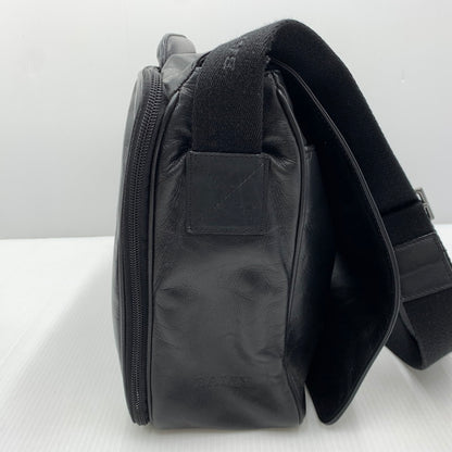 【現状渡し品】【メンズ】 BALLY バリー LEATHER SHOULDER BAG レザーショルダーバッグ カバン トートバッグ 188-261014-ko-23-teih カラー：ブラック 万代Net店