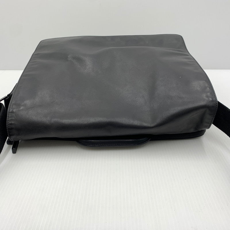 【現状渡し品】【メンズ】 BALLY バリー LEATHER SHOULDER BAG レザーショルダーバッグ カバン トートバッグ 188-261014-ko-23-teih カラー：ブラック 万代Net店