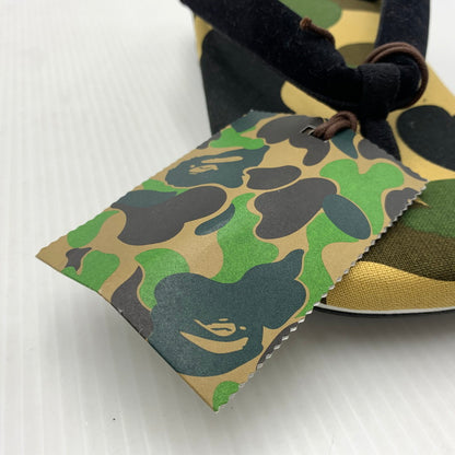 【中古品】【メンズ】 A BATHING APE アベイシングエイプ × goyemon ゴエモン 別注 コラボ 1ST CAMO UNDA ファースト カモ 雲駄 靴 サンダル 雪駄 164-261014-ko-19-teih サイズ：M カラー：カモ柄 万代Net店