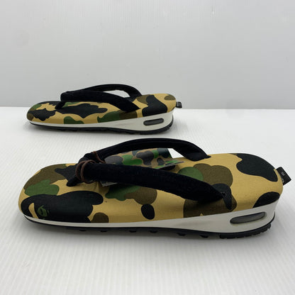 【中古品】【メンズ】 A BATHING APE アベイシングエイプ × goyemon ゴエモン 別注 コラボ 1ST CAMO UNDA ファースト カモ 雲駄 靴 サンダル 雪駄 164-261014-ko-19-teih サイズ：M カラー：カモ柄 万代Net店
