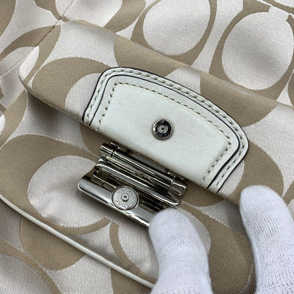 【中古品】【レディース】 COACH コーチ シグネチャー クリスティン キャンバス ショルダーバッグ カバン トートバッグ 180-261016-ko-07-teih カラー：ベージュ系 万代Net店