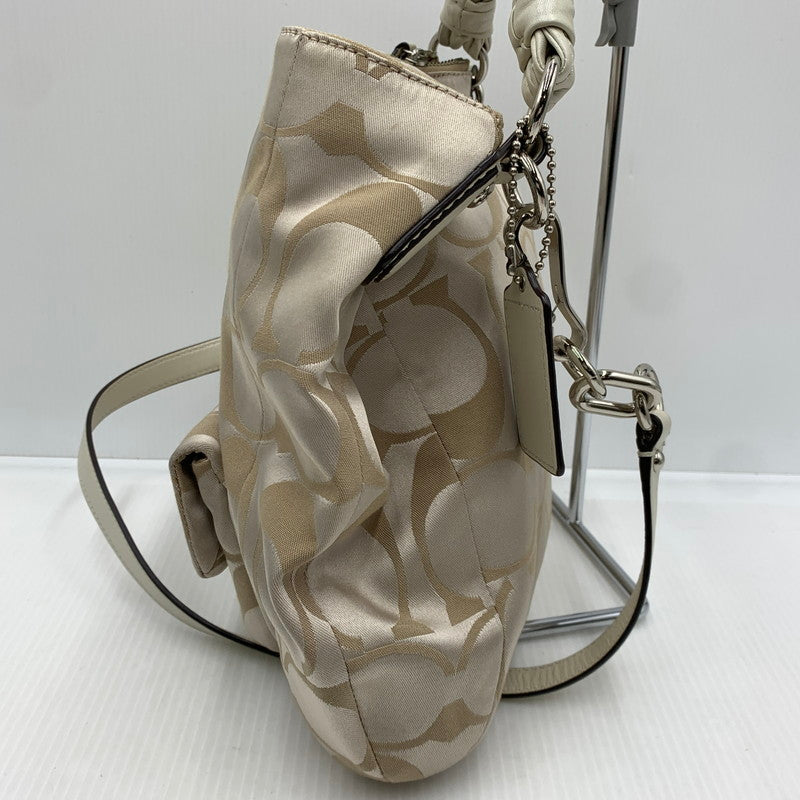 【中古品】【レディース】 COACH コーチ シグネチャー クリスティン キャンバス ショルダーバッグ カバン トートバッグ 180-261016-ko-07-teih カラー：ベージュ系 万代Net店