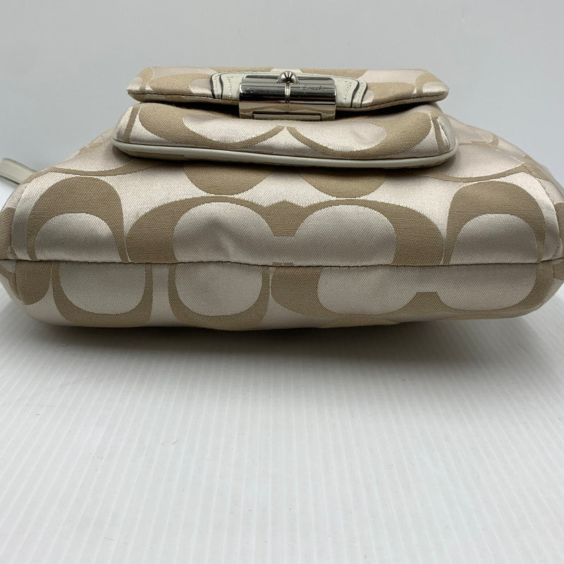 【中古品】【レディース】 COACH コーチ シグネチャー クリスティン キャンバス ショルダーバッグ カバン トートバッグ 180-261016-ko-07-teih カラー：ベージュ系 万代Net店