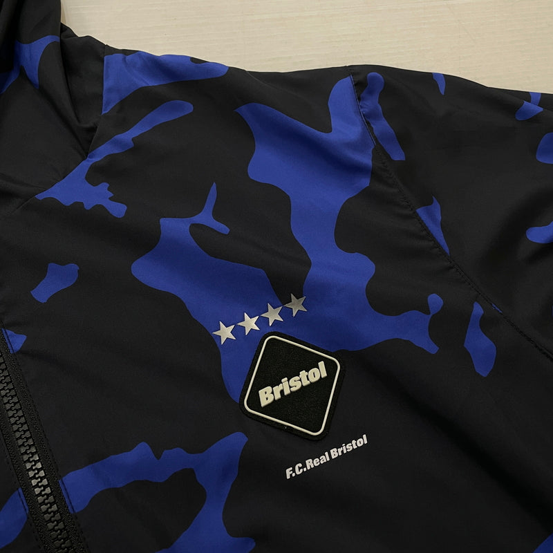 【中古品】【メンズ】 F.C.R.B. エフシーアールビー TEAM PRACTICE JACKET FCRB-189026 チーム プラクティス ジャケット アウター 142-261015-sa-07-teih サイズ：L カラー：ブルー 万代Net店
