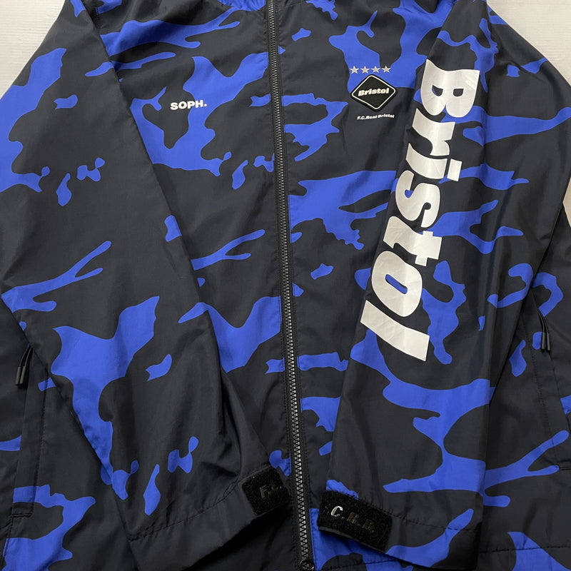 【中古品】【メンズ】 F.C.R.B. エフシーアールビー TEAM PRACTICE JACKET FCRB-189026 チーム プラクティス ジャケット アウター 142-261015-sa-07-teih サイズ：L カラー：ブルー 万代Net店