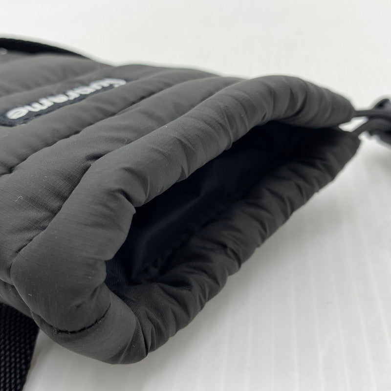 【中古品】【メンズ】 Supreme シュプリーム 22AW PUFFER NECK POUCH パファー ネック ポーチ カバン キルティング 188-261016-ko-14-teih カラー：ブラック 万代Net店