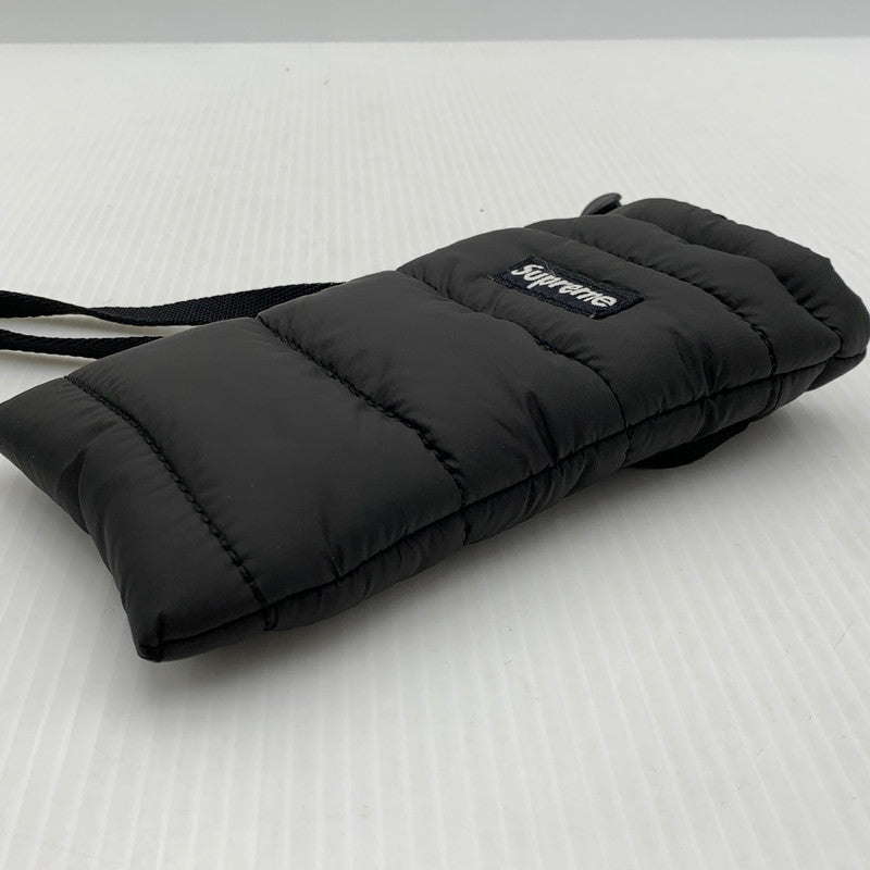 【中古品】【メンズ】 Supreme シュプリーム 22AW PUFFER NECK POUCH パファー ネック ポーチ カバン キルティング 188-261016-ko-14-teih カラー：ブラック 万代Net店