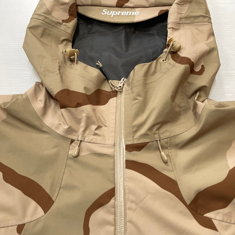 【中古品】【メンズ】 SUPREME シュプリーム 22AW GONZ GORE－TEX SHELL JACKET 2022年秋冬 ゴンズ ゴアテックス シェル ジャケット アウター 149-261015-sa-06-teih サイズ：L カラー：カモ柄 万代Net店