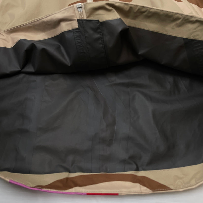 【中古品】【メンズ】 SUPREME シュプリーム 22AW GONZ GORE－TEX SHELL JACKET 2022年秋冬 ゴンズ ゴアテックス シェル ジャケット アウター 149-261015-sa-06-teih サイズ：L カラー：カモ柄 万代Net店