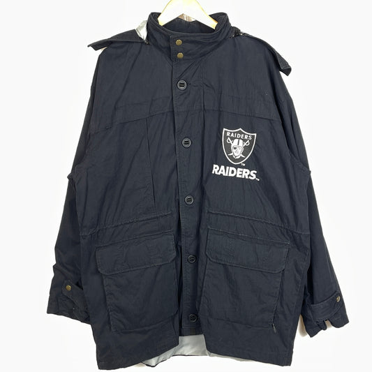 【現状渡し品】【メンズ】 NFL エヌエフエル STAND-NECK HOODED JACKET "RAIDERS" STANDネック フーデッド ジャケット レイダース アウター 145-261015-sa-05-teih サイズ：F カラー：ブラック 万代Net店