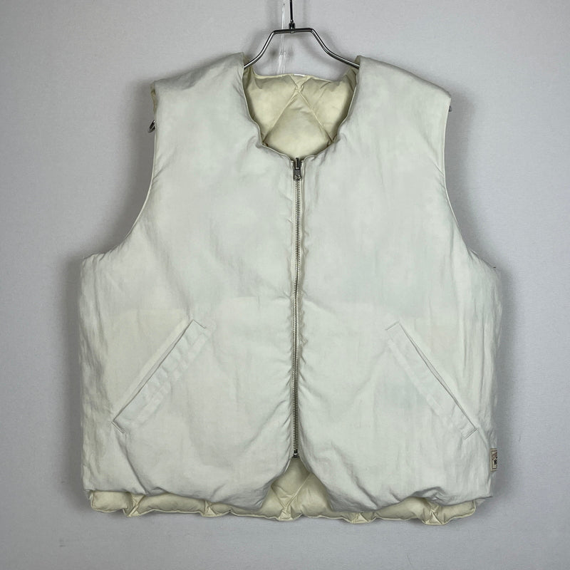 【中古品】【メンズ】 STUSSY ステューシー REVERSIBLE QUILTED VEST 115695 リバーシブル キルテッド ベスト アウター 142-261015-sa-02-teih サイズ：M カラー：ホワイト 万代Net店