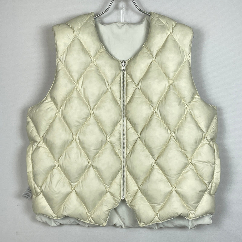 【中古品】【メンズ】 STUSSY ステューシー REVERSIBLE QUILTED VEST 115695 リバーシブル キルテッド ベスト アウター 142-261015-sa-02-teih サイズ：M カラー：ホワイト 万代Net店