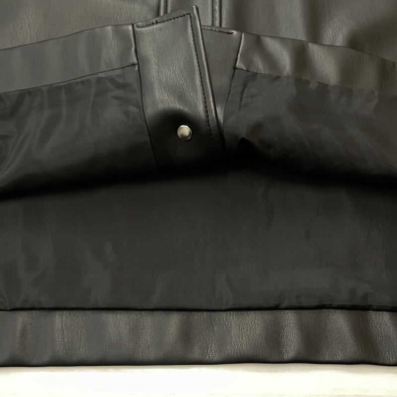 【中古品】【メンズ】 ADIDAS アディダス FAKE LEATHER BASEBALL SHIRT IZ4048 フェイクレザーベースボール シャツ 半袖 トップス 148-261015-sa-01-teih サイズ：2XL カラー：ブラック 万代Net店