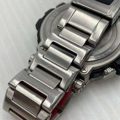 【中古品】【メンズ】 G-SHOCK ジーショック MTG-B1000 SERIES WATCH MTG-B1000B-1AJF タフソーラー ウォッチ 腕時計 コアガード 196-261014-ko-13-teih カラー：ブラック/レッド/シルバーカラー 万代Net店