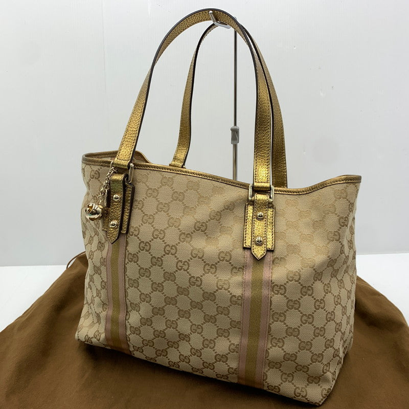 【中古品】【レディース】 GUCCI グッチ 139260 シェリーライン GGキャンバス トートバッグ カバン チャーム付 180-261016-ko-02-teih カラー：ベージュ 万代Net店