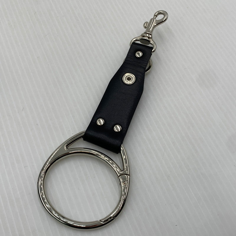 【中古品】【メンズ】 TOGA PULLA トーガプルラ LEATHER KEY RING TZ261-AK921 レザー キー リング アクセサリー カラビナ 192-261016-ko-13-teih カラー：ブラック 万代Net店