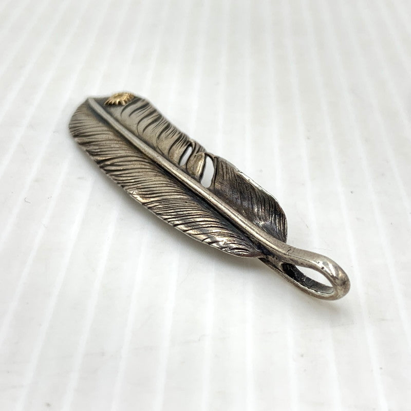 【中古品】【メンズ】 ARIZONA FREEDOM アリゾナフリーダム FEATHER PENDANT TOP フェザー ペンダントトップ アクセサリー 左向き 太陽神 K18 925 191-261016-ko-21-teih カラー：ゴールド/シルバー 万代Net店