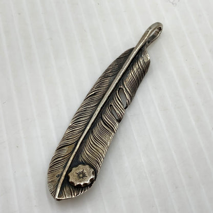 【中古品】【メンズ】 ARIZONA FREEDOM アリゾナフリーダム FEATHER PENDANT TOP フェザー ペンダントトップ アクセサリー 左向き 太陽神 K18 925 191-261016-ko-21-teih カラー：ゴールド/シルバー 万代Net店