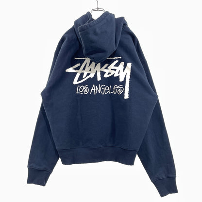 【中古品】【メンズ】 STUSSY ステューシー LOSANGELES CHAPTER PULL OVER HOODIE Z4000SAS ロサンゼルス チャプター プルオーバー フーディ 長袖 トップス パーカー 142-261015-sa-37-teih サイズ：L カラー：ネイビー 万代Net店