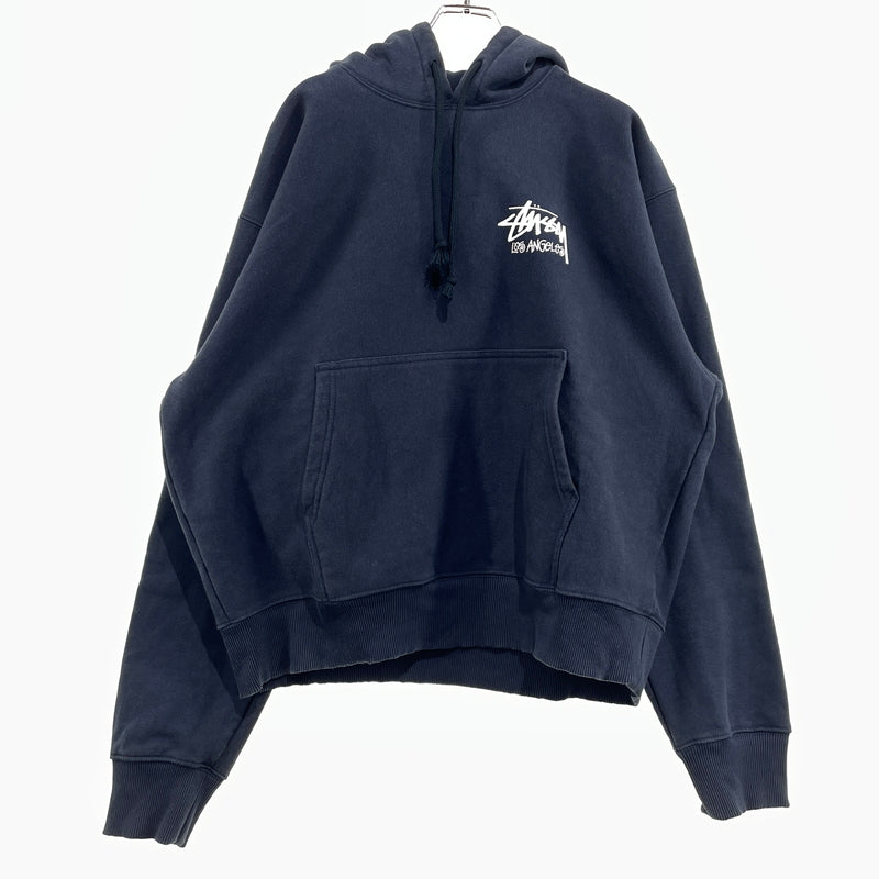 【中古品】【メンズ】 STUSSY ステューシー LOSANGELES CHAPTER PULL OVER HOODIE Z4000SAS ロサンゼルス チャプター プルオーバー フーディ 長袖 トップス パーカー 142-261015-sa-37-teih サイズ：L カラー：ネイビー 万代Net店