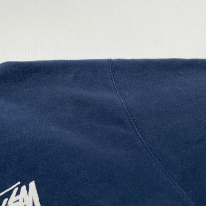 【中古品】【メンズ】 STUSSY ステューシー LOSANGELES CHAPTER PULL OVER HOODIE Z4000SAS ロサンゼルス チャプター プルオーバー フーディ 長袖 トップス パーカー 142-261015-sa-37-teih サイズ：L カラー：ネイビー 万代Net店
