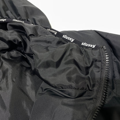【中古品】【メンズ】 STUSSY ステューシー DOWN JACKET ダウン ジャケット アウター 142-261015-sa-28-teih サイズ：M カラー：ブラック 万代Net店