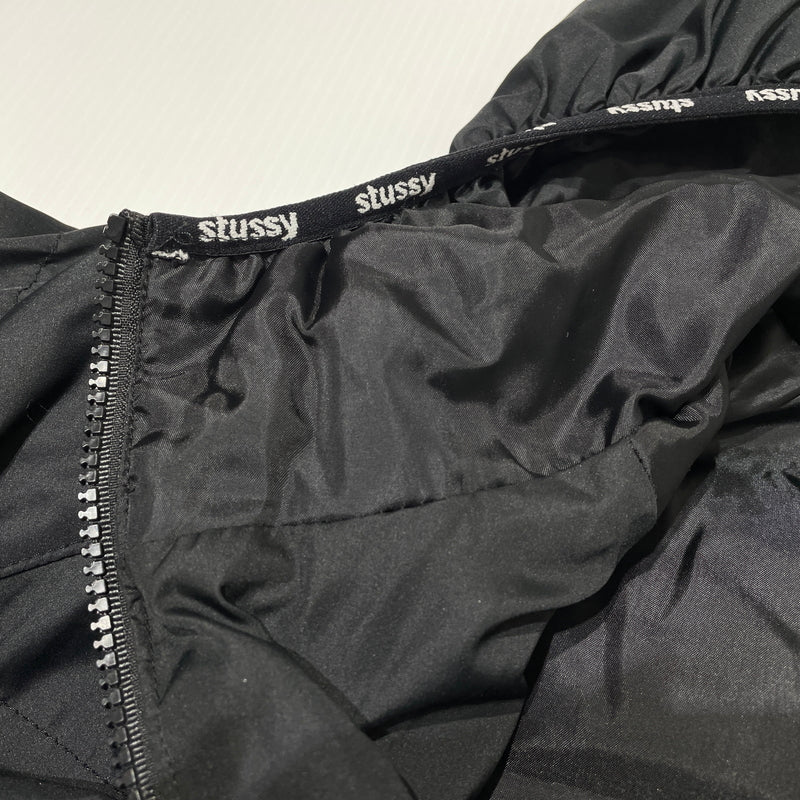 【中古品】【メンズ】 STUSSY ステューシー DOWN JACKET ダウン ジャケット アウター 142-261015-sa-28-teih サイズ：M カラー：ブラック 万代Net店