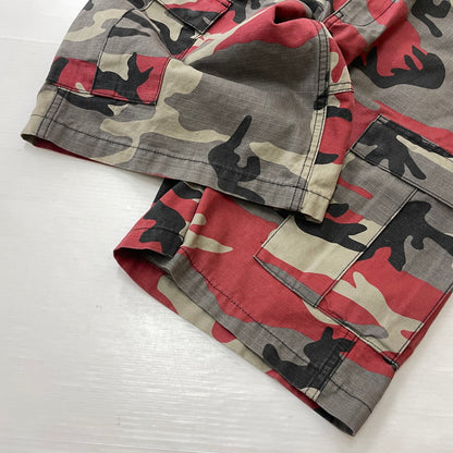 【中古品】【メンズ】 Supreme シュプリーム 26SS CARGO SHORT RED CAMO カーゴ ショーツ レッドカモ ボトムス ショートパンツ ハーフパンツ 149-261016-yo-07-teih サイズ：30 カラー：カモ柄 万代Net店