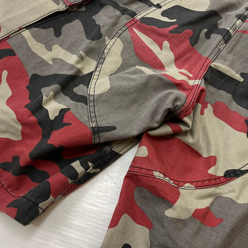 【中古品】【メンズ】 Supreme シュプリーム 26SS CARGO SHORT RED CAMO カーゴ ショーツ レッドカモ ボトムス ショートパンツ ハーフパンツ 149-261016-yo-07-teih サイズ：30 カラー：カモ柄 万代Net店