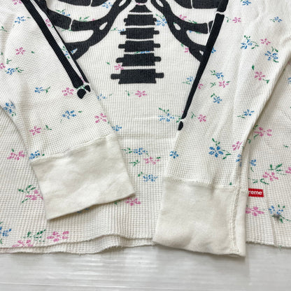 【中古品】【メンズ】 Supreme シュプリーム × HANES ヘインズ 別注コラボ 25AW BONES THERMAL CREW FLORAL ボーンズ サーマル クルー フローラル カットソー 長袖 トップス 149-261016-yo-02-teih サイズ：M カラー：ホワイト 万代Net店