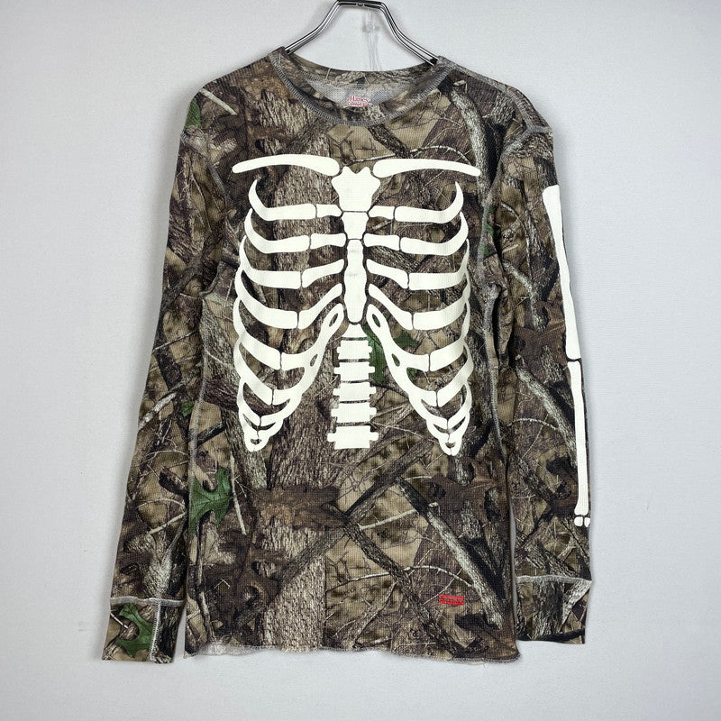 【中古品】【メンズ】 Supreme シュプリーム × HANES ヘインズ 別注コラボ 25AW BONES THERMAL CREW CAMO ボーンズ サーマル クルー カモ カットソー 長袖 トップス 149-261016-yo-03-teih サイズ：M カラー：カモ柄 万代Net店