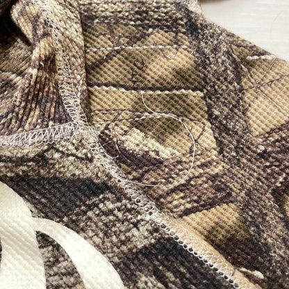 【中古品】【メンズ】 Supreme シュプリーム × HANES ヘインズ 別注コラボ 25AW BONES THERMAL CREW CAMO ボーンズ サーマル クルー カモ カットソー 長袖 トップス 149-261016-yo-03-teih サイズ：M カラー：カモ柄 万代Net店