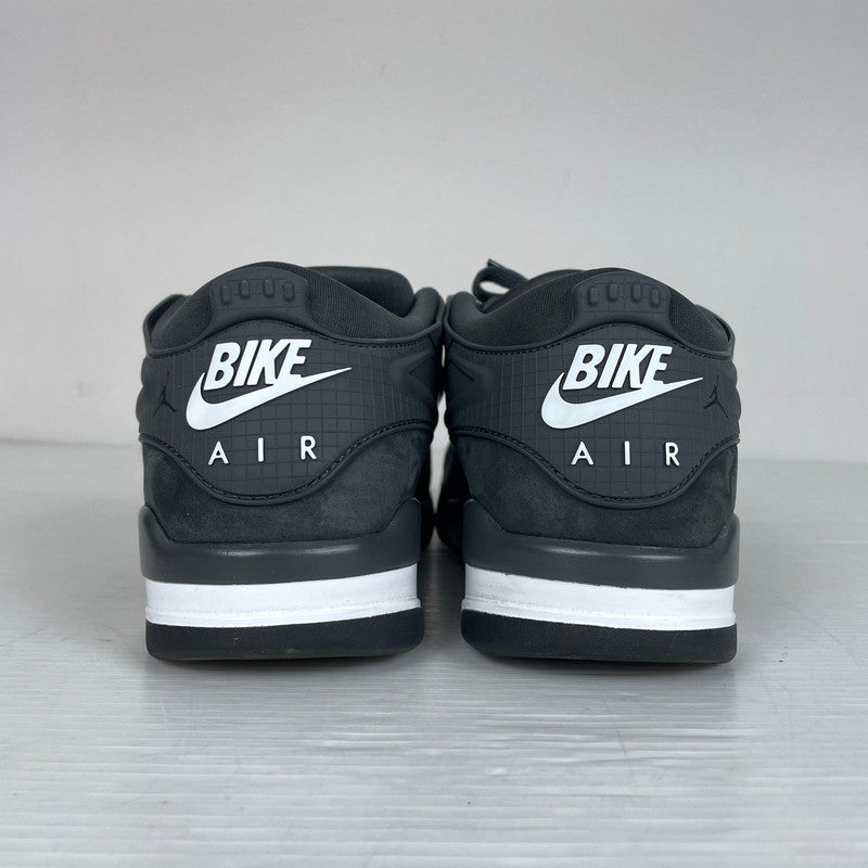 【中古品】【メンズ】 NIKE ナイキ × NIGEL SYLVESTER ナイジェル・シルヴェスター 別注コラボ AIR JORDAN 4 RM SP "DRIVEWAY GREY" エアジョーダン4 ドライブアウェイ スニーカー 靴 160-261016-yo-14-teih サイズ：27cm カラー：グレー 万代Net店