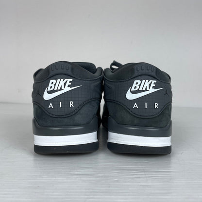 【中古品】【メンズ】 NIKE ナイキ × NIGEL SYLVESTER ナイジェル・シルヴェスター 別注コラボ AIR JORDAN 4 RM SP "DRIVEWAY GREY" エアジョーダン4 ドライブアウェイ スニーカー 靴 160-261016-yo-14-teih サイズ：27cm カラー：グレー 万代Net店