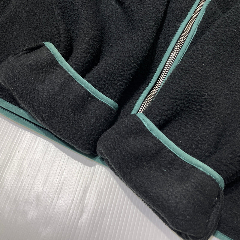 【現状渡し品】【メンズ】 STUSSY ステューシー POLAR FLEECE CARDIGAN 218131 ポーラー フリース カーディガン トップス 142-261015-sa-30-teih サイズ：L カラー：ブラック 万代Net店
