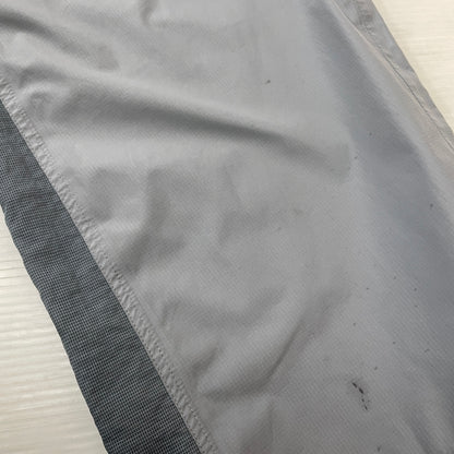 【現状渡し品】【メンズ】 SAN SAN GEAR サンサンギア 24SS WIND SHIELD PANTS 2024年春夏 ウィンド シールド パンツ ボトムス 152-261018-sa-13-teih サイズ：2 カラー：グレー 万代Net店