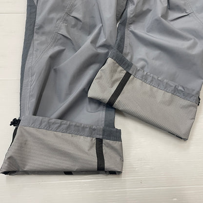 【現状渡し品】【メンズ】 SAN SAN GEAR サンサンギア 24SS WIND SHIELD PANTS 2024年春夏 ウィンド シールド パンツ ボトムス 152-261018-sa-13-teih サイズ：2 カラー：グレー 万代Net店