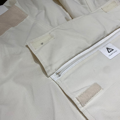 【現状渡し品】【メンズ】 UNKNOWN FEARNOUGHT DUFFEL COAT フィアノート ダッフルコート ライトアウター プルオーバージャケット ポールポワイエ フランス軍 145-261020-ko-05-teih サイズ：不明 カラー：ホワイト系 万代Net店