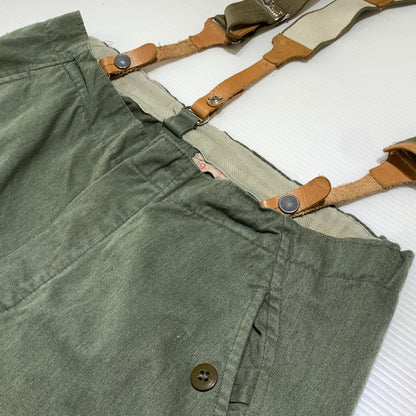 【現状渡し品】【メンズ】 UNKNOWN SUSPENDERS MILITARY PANTS サスペンダー ミリタリー パンツ ボトムス ワークパンツ 156-261020-ko-16-teih サイズ：48 カラー：カーキ 万代Net店