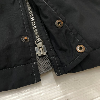【現状渡し品】【メンズ】 RALLI ART MITUBISHI ラリーアート 三菱 JACKET ジャケット アウター 145-261018-sa-08-teih サイズ：LL カラー：ブラック 万代Net店