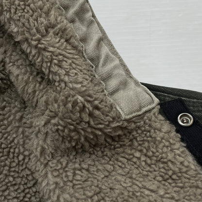 【現状渡し品】【メンズ】 CARHARTT カーハート SANDSTONE MULTI-POCKET BOA-LINED JACKET 145 J285 サンドストーン マルチポケット ボアラインド ジャケット アウター 145-261018-sa-04-teih サイズ：M カラー：グリーン系 万代Net店