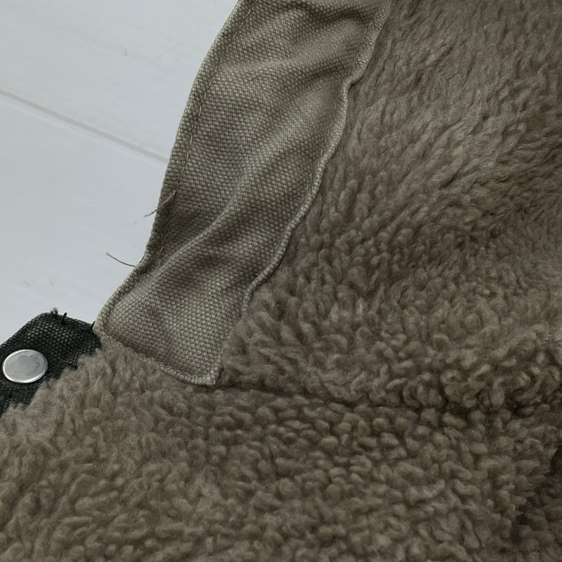 【現状渡し品】【メンズ】 CARHARTT カーハート SANDSTONE MULTI-POCKET BOA-LINED JACKET 145 J285 サンドストーン マルチポケット ボアラインド ジャケット アウター 145-261018-sa-04-teih サイズ：M カラー：グリーン系 万代Net店