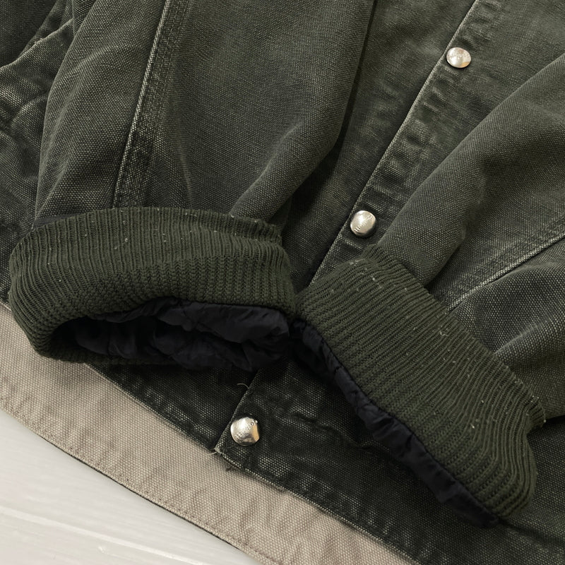 【現状渡し品】【メンズ】 CARHARTT カーハート SANDSTONE MULTI-POCKET BOA-LINED JACKET 145 J285 サンドストーン マルチポケット ボアラインド ジャケット アウター 145-261018-sa-04-teih サイズ：M カラー：グリーン系 万代Net店