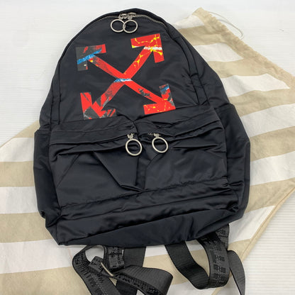 【中古品】【メンズ】 Off-White オフホワイト BACKPACK OMNB003S19D10016 バックパック カバン リュックサック アローズロゴプリント 188-261023-ko-07-teih サイズ：OS カラー：ブラック 万代Net店