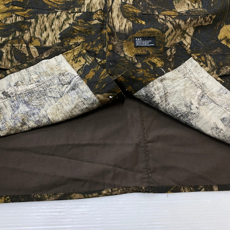 【中古品】【メンズ】 FAT エフエーティー MEGAFIELD F32511-SH25-AB メガフィールド 半袖 トップス シャツ 142-261019-sa-13-teih サイズ：SKINNY カラー：総柄 万代Net店