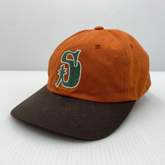【中古品】【メンズ】 STUSSY ステューシー VINTAGE S LOW PRO CAP ヴィンテージ エス ロープロ キャップ 帽子 コットンキャップ 185-261023-ko-05-teih カラー：オレンジ/ブラウン 万代Net店