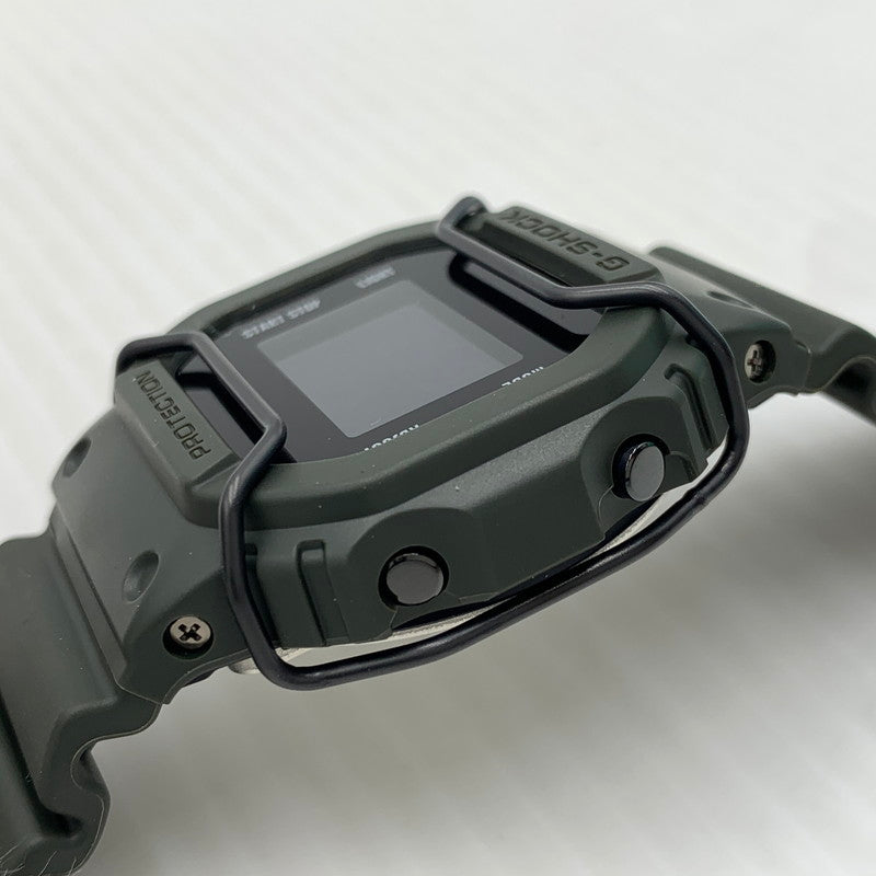 【中古品】【メンズ】 NEXUSVII. ネクサスセブン × G-SHOCK ジーショック 別注 コラボ EXCLUSIVELY FOR URBAN RESEARCH DW5600NX7URUM03 アーバンリサーチ ウォッチ 腕時計 ミリタリー 196-261023-ko-11-teih カラー：カーキ 万代Net店