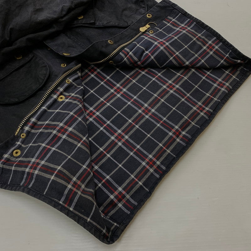 【中古品】【メンズ】 Barbour バブアー A7 INTERNATIONAL OILED JACKET インターナショナル オイルド ジャケット アウター 141-261028-ss-08-teih サイズ：C36/※腰ベルト欠損 カラー：ブラック系 万代Net店