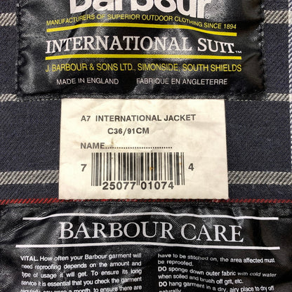 【中古品】【メンズ】 Barbour バブアー A7 INTERNATIONAL OILED JACKET インターナショナル オイルド ジャケット アウター 141-261028-ss-08-teih サイズ：C36/※腰ベルト欠損 カラー：ブラック系 万代Net店